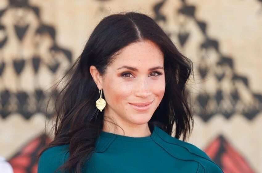  Εντυπωσιακή στα ροζ η Meghan Markle: Ο ενθουσιασμός για τον ερχομό του μωρού και το baby shower