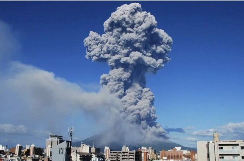  Ιαπωνία: Εξερράγη το ηφαίστειο Sakurajima και κατοικημένες περιοχές ενδέχεται να εκκενωθούν (Βίντεο)